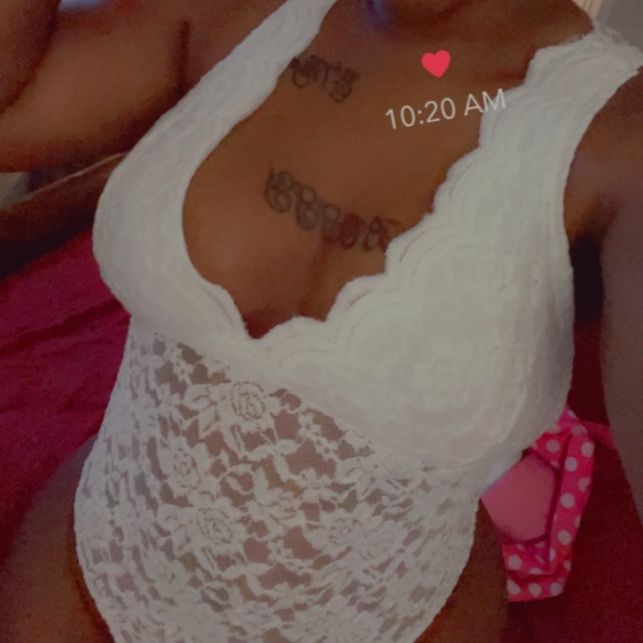 Meet your Posher, Ebonique - Picture 1 of 1